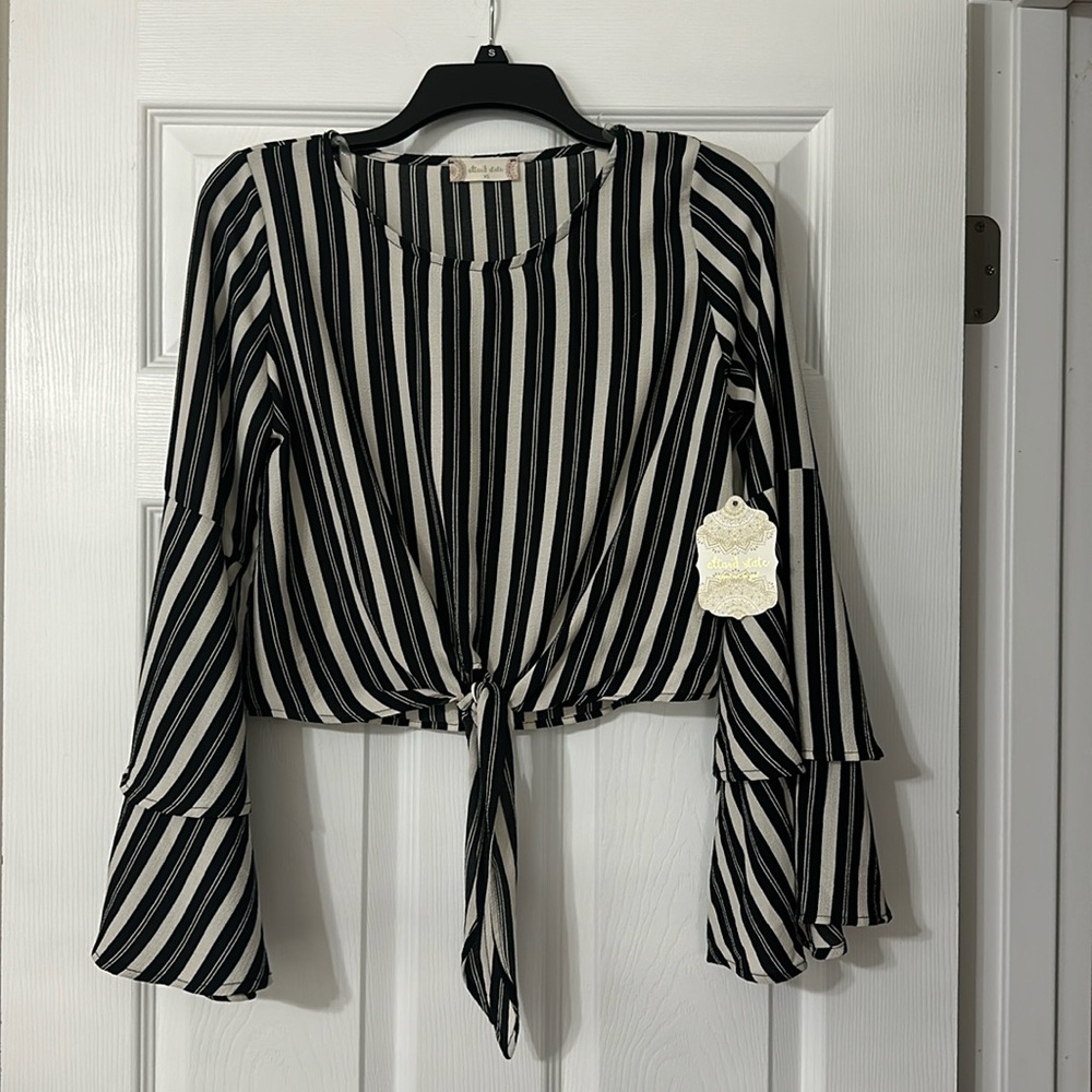 Altar’d State Tie Front Top | Size XS | Pinstripe Crop Blouse